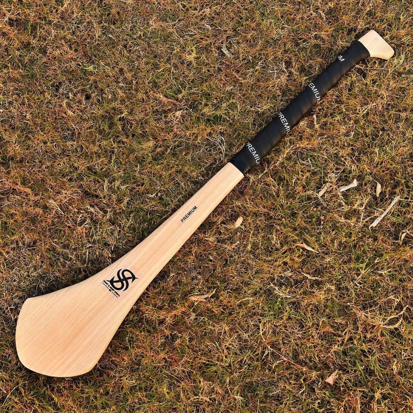 SS-AW-002 Premium Quality Ash Wood Hurling Stick - Image 1